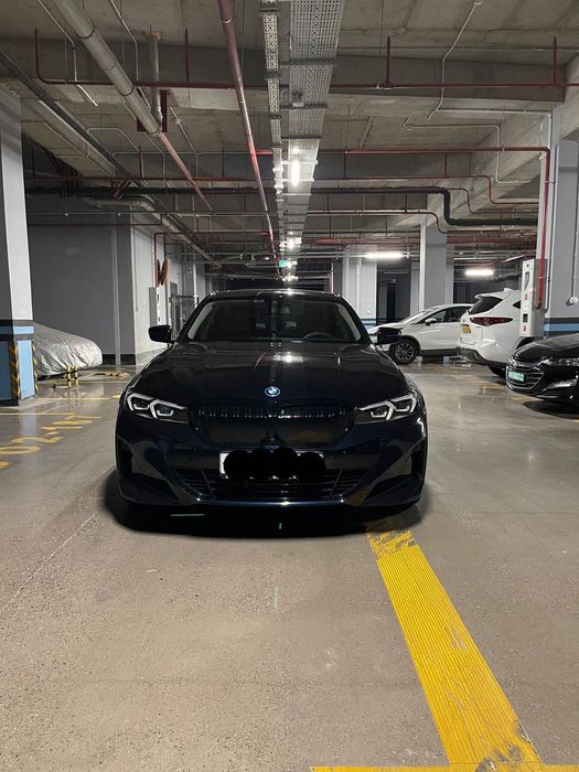 Bmw i3 35l 2023 года