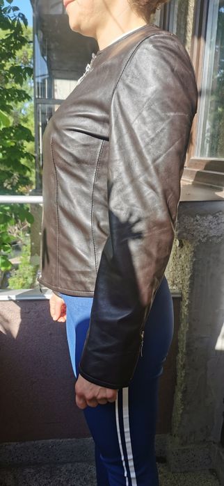 Кожено яке размер S