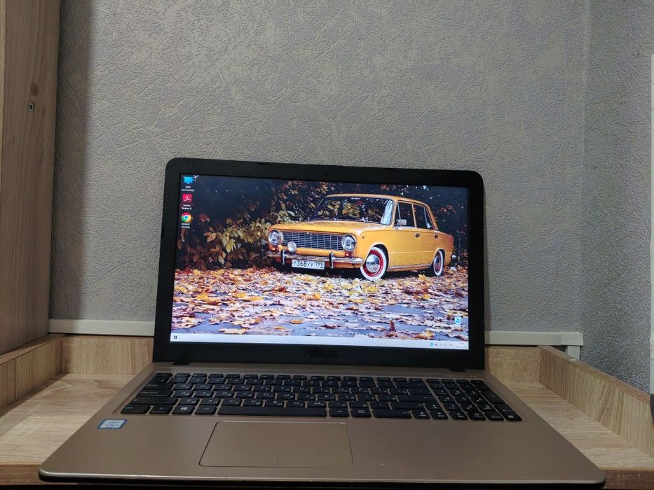 Ноутбук Asus в отличном состоянии