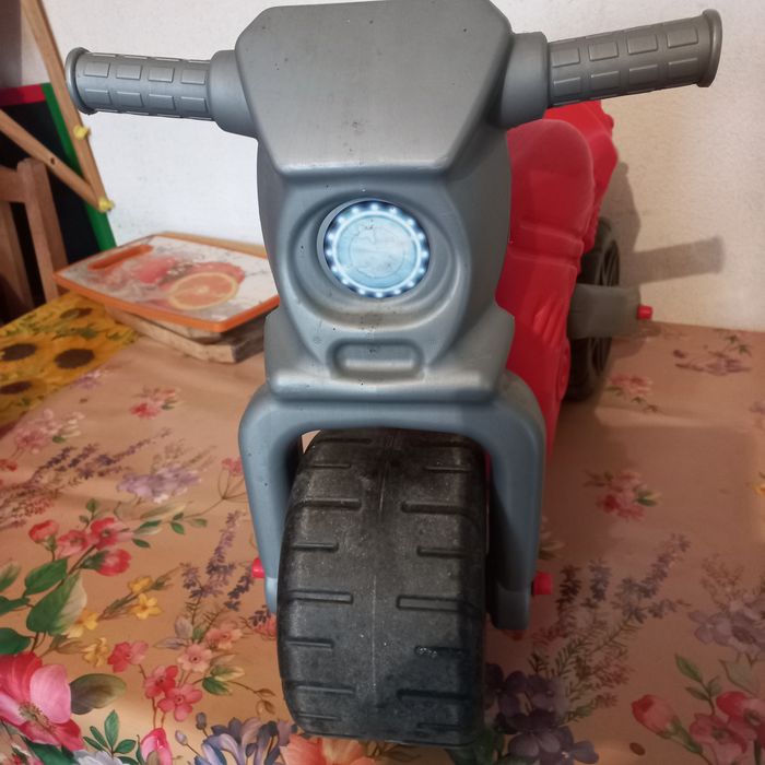 Vând motocicleta copii fara pedale