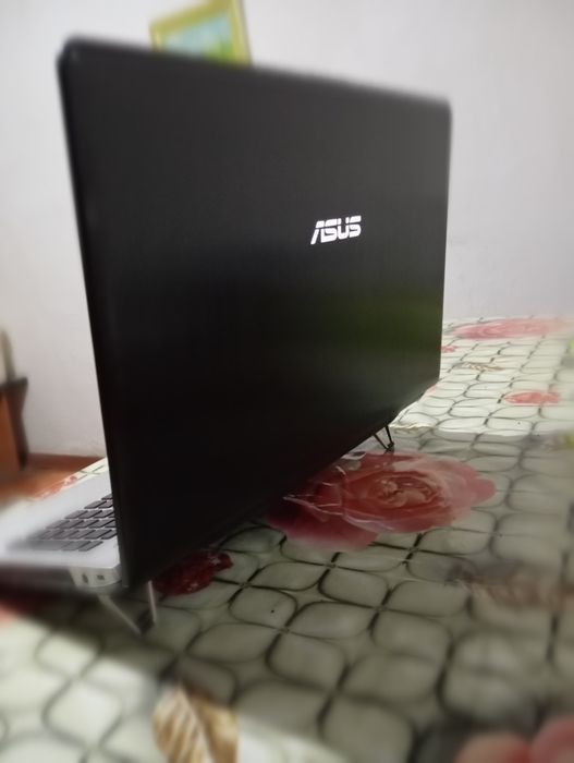Ноутбук Asus Asus