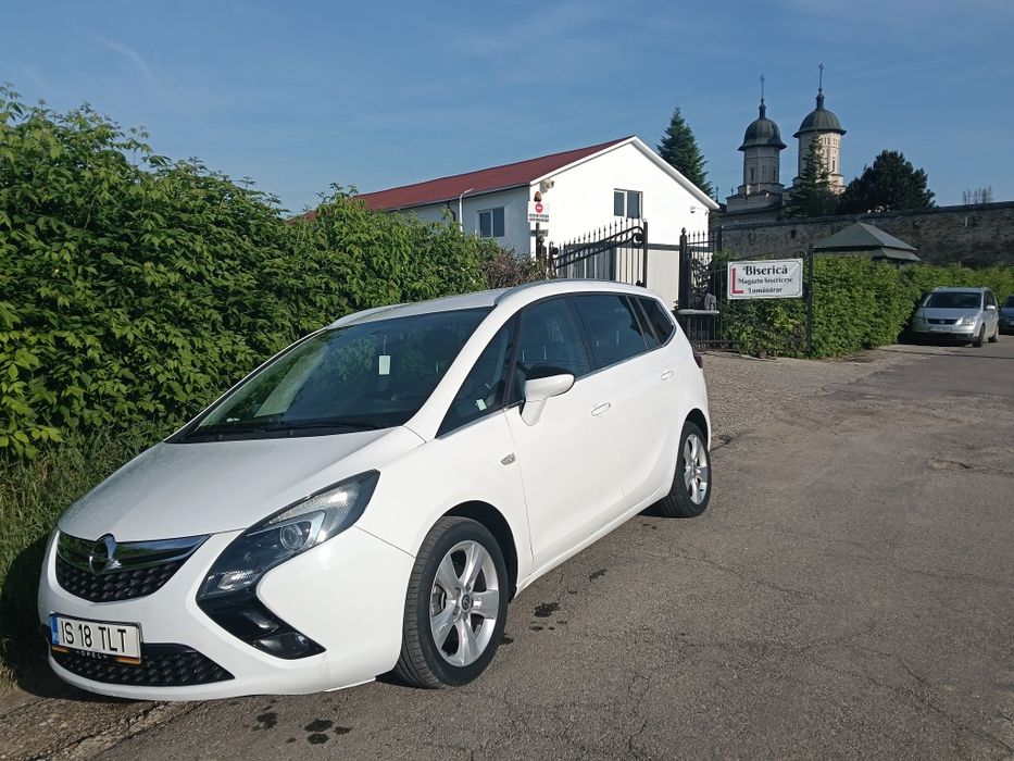 OPEL Zafira 2013