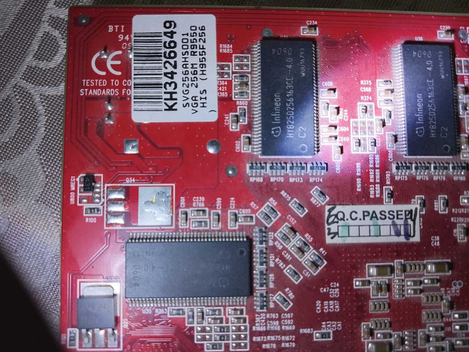 Placa video AGP Radeon 9550