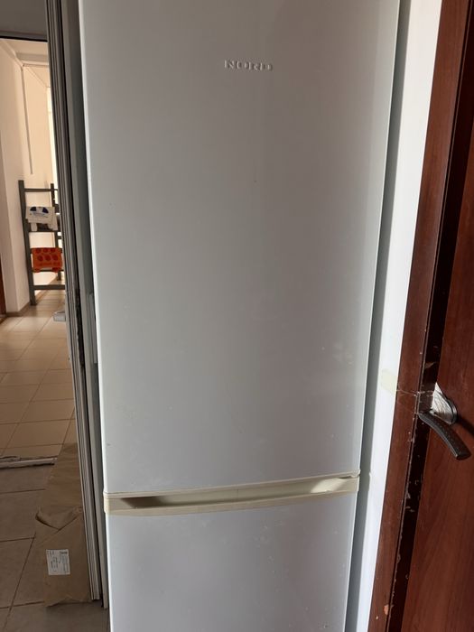 Продам холодильники