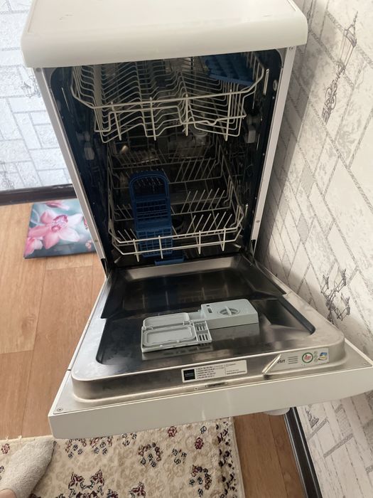 Посудомоечная машина Indesit