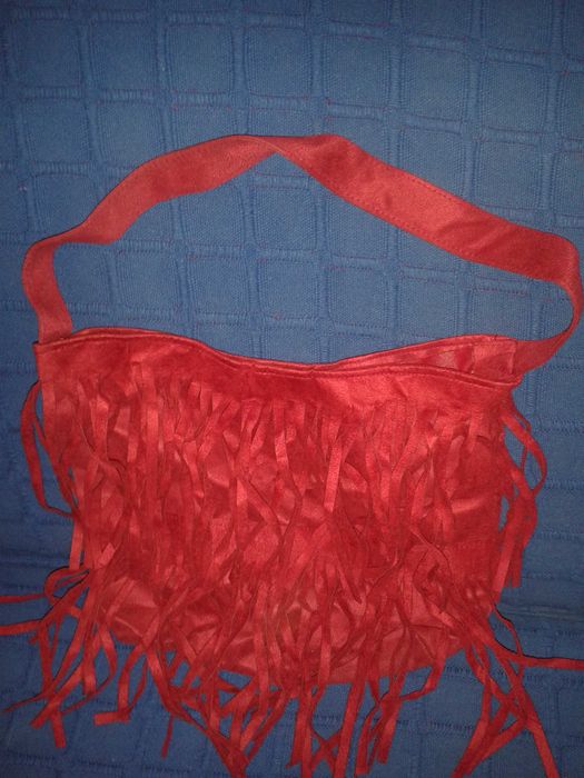 Geantă roșie cu franjuri piele intoarsă TRANSPORT GRATUIT prin curier