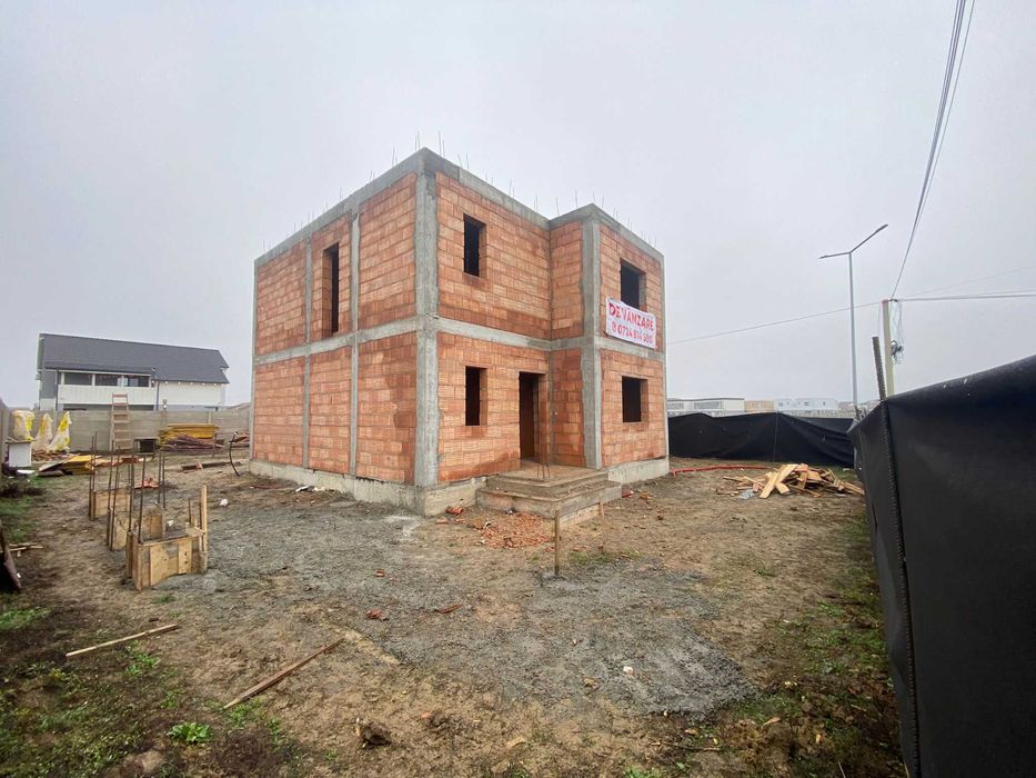 Proprietar. Casa individuala P+1E+Pod. 3Bai. Car Port