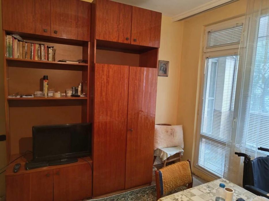 Продава се Тристаен апартамент в Бургас, Лазур - 91 кв.м за 2253 €/кв.м - Снимка #2