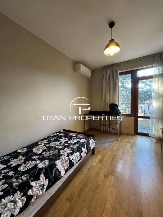 Тристаен апартамент, под наем, Център