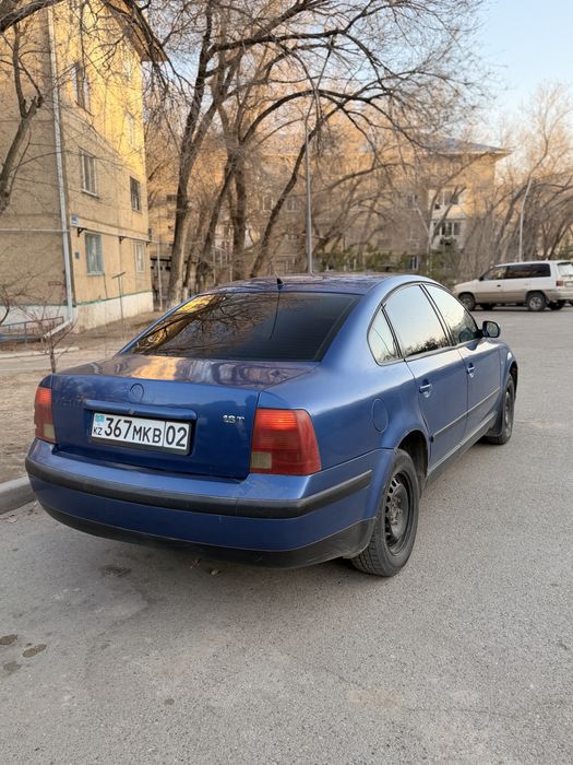 Срочнг Продам машину  Пассат