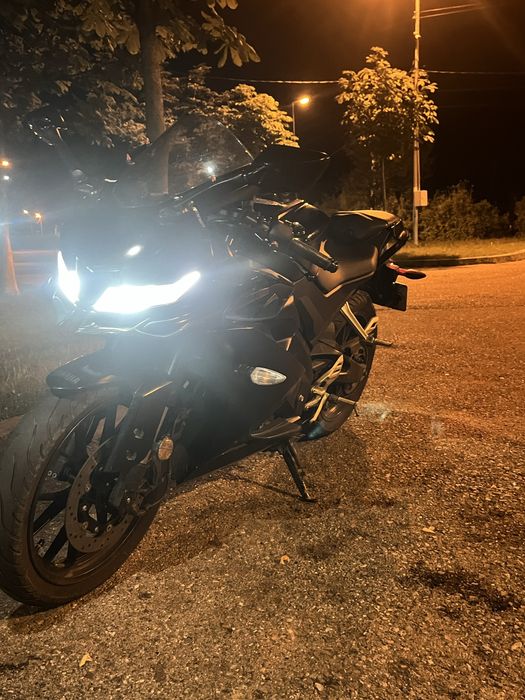 Vand yamaha yzf r125 2023