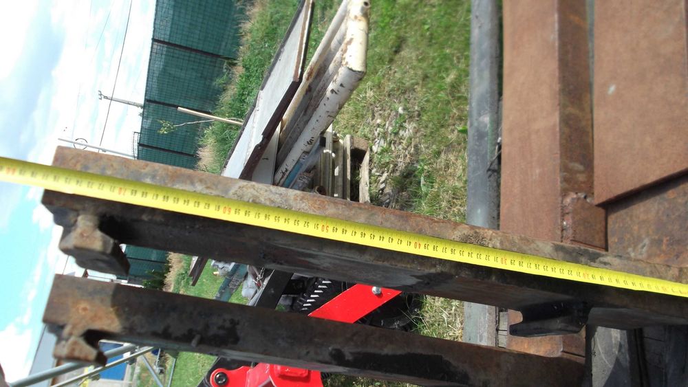 Furci motostivuitor, o piesa