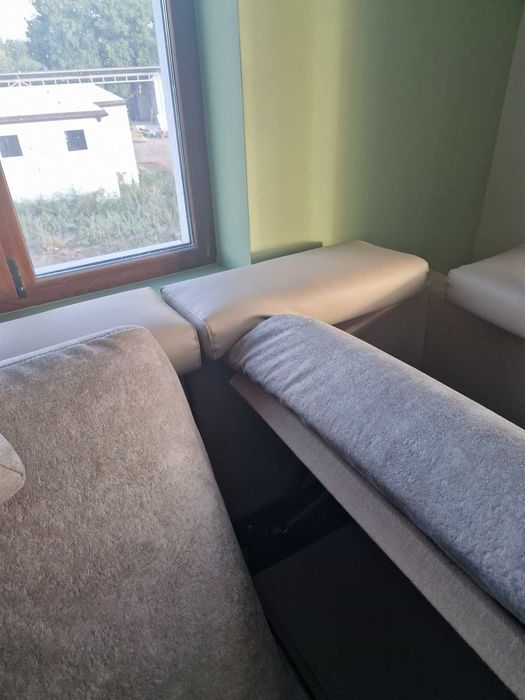 Чисто нов ъглов диван с ракла и функция сън