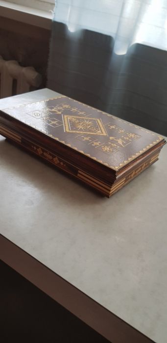 Шкатулка сувенирная