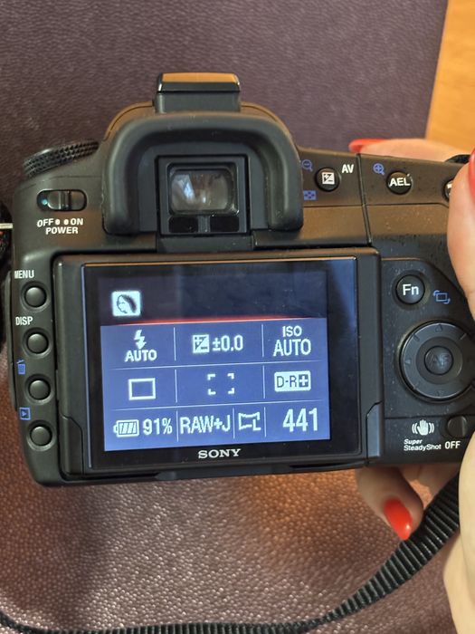 Sony Alpha A350 + obiectiv Sony DT 18–70 mm f/3.5–5.6 Pachetul perfect pentru a incepe fotografia!!!