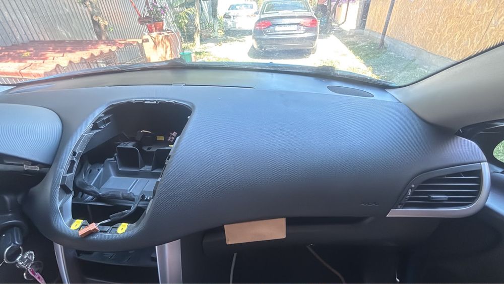 Piese peugeot 207
