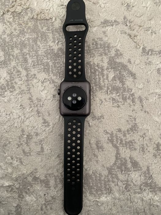 Продам эпл вотч 3 Nike 42мм