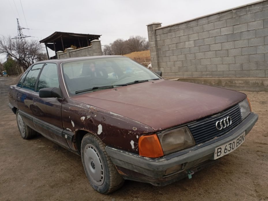 Продам Ауди 100.
