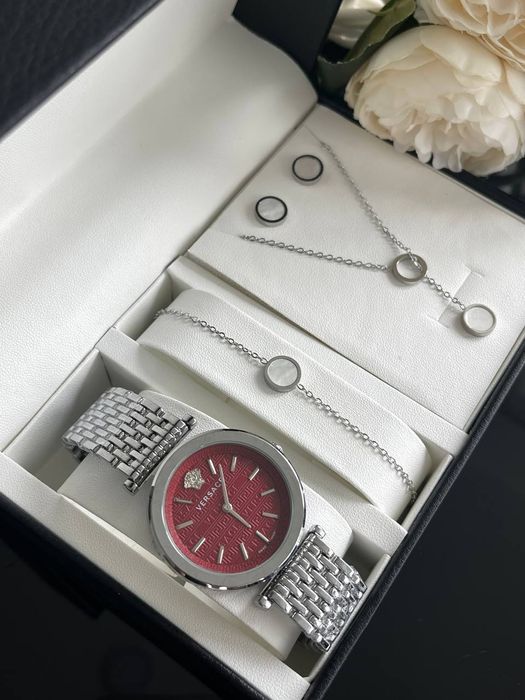 Женские наручные часы