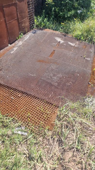 Продам сетку под заливку