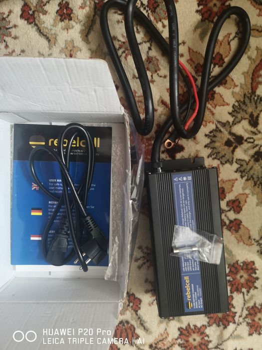 Incarcator baterie Li-Ion Rebelcell 12.6V 20Ah