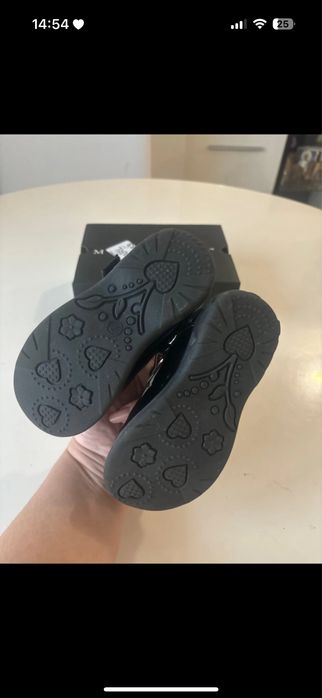 Pantofiori noi fetite