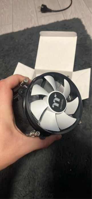 Cooler Procesor ThermalTake Gravity