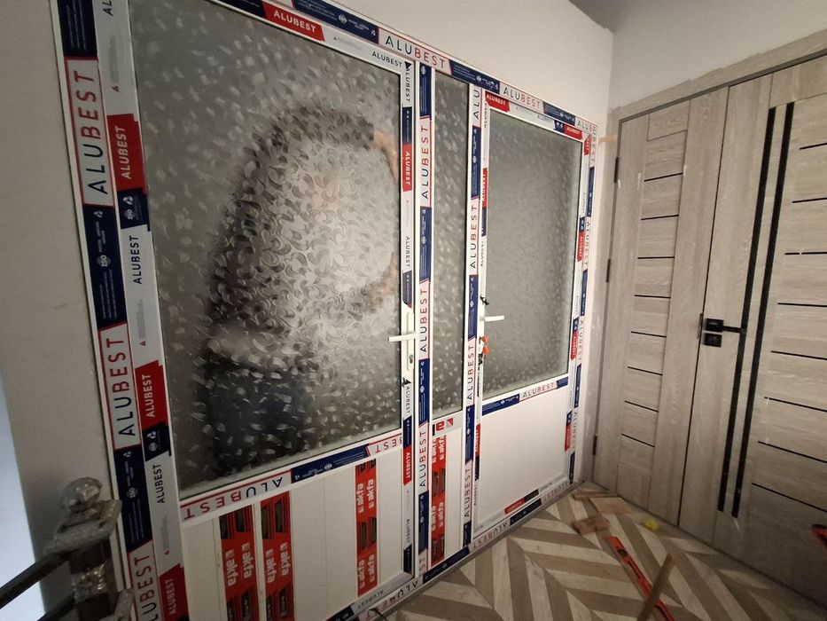 Sifatli akfa eshik romlar