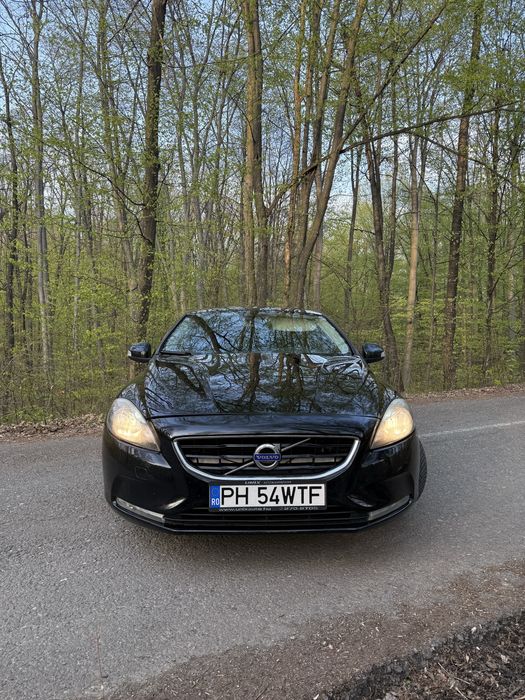Volvo V40 D2 2013