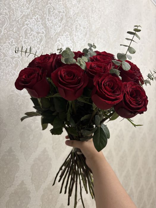 Продам букет из 25 роз