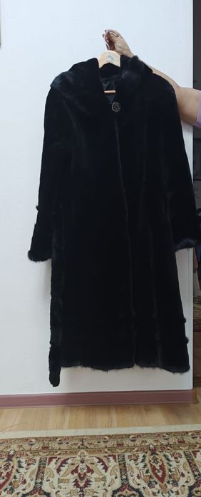 Продам норковую шубу  размер 50-52.
