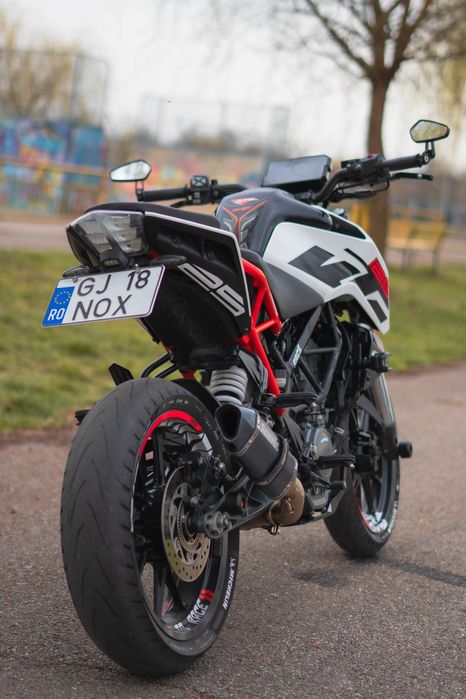 Vand KTM Duke 125 (citiți descrierea)