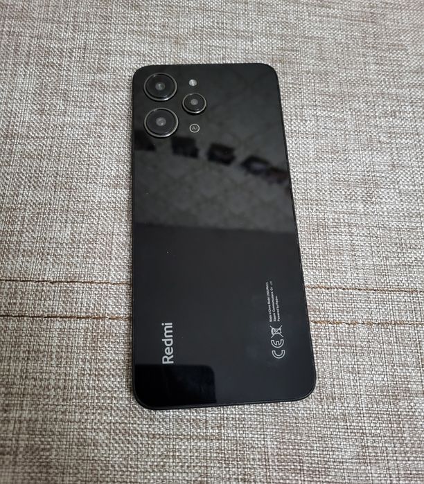 Продам телефон Redmi note 12