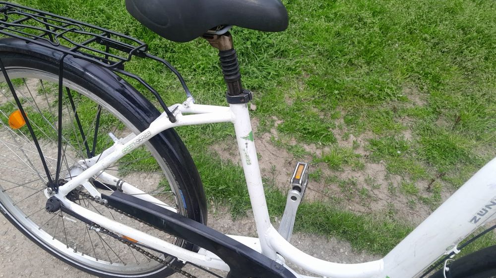 Bicicleta dama strada Zundapp 28 inchi Aluminiu cadru M suspensie furca + sa jante duble 3 viteze butuc frana clasica