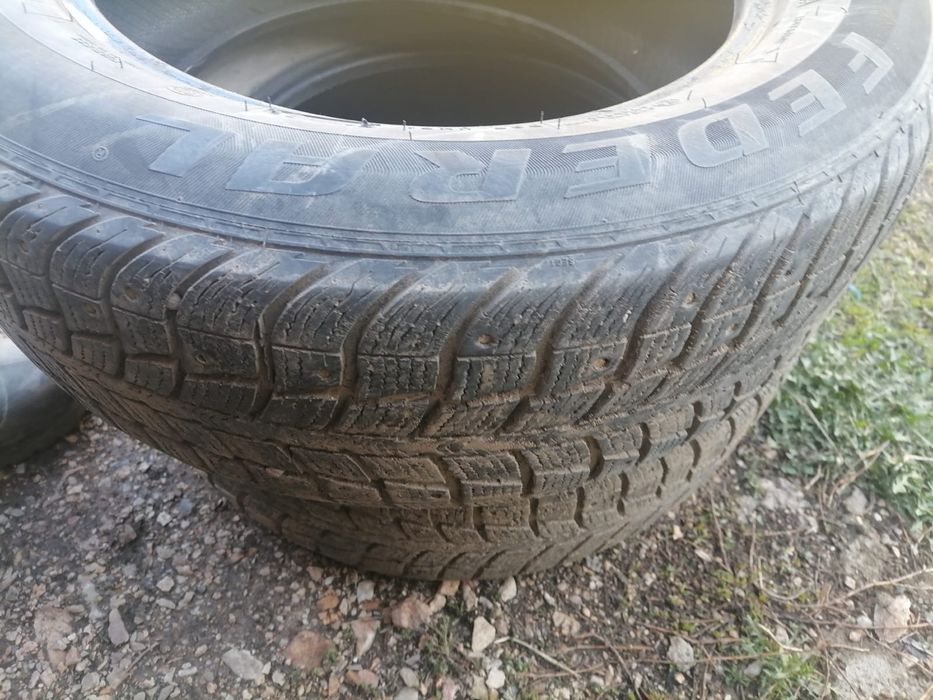 Продам шины 215/60R16