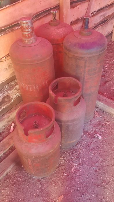 Продам газ балоны