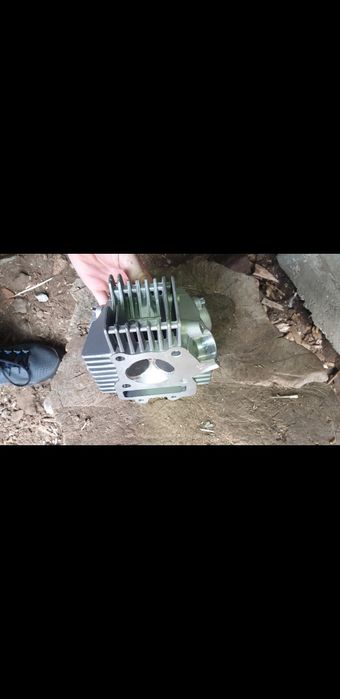 Vand chiuloasa noua pentru cross yx 160cc