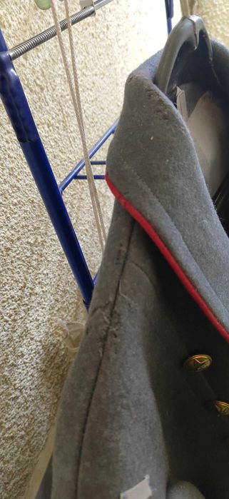 Стар милиционерски шинел