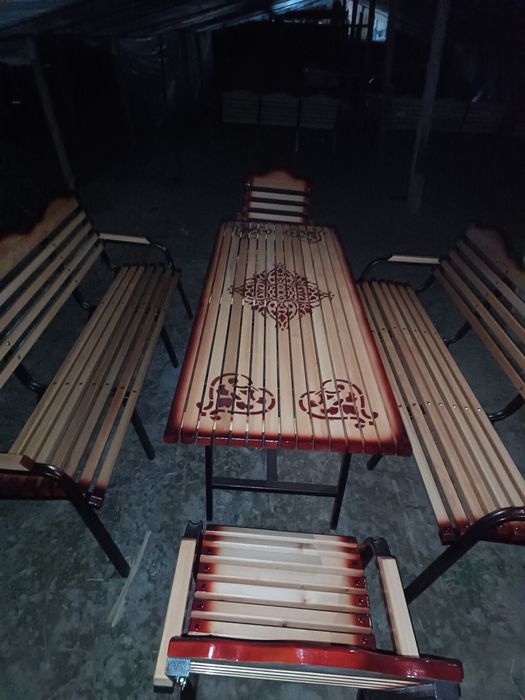 Dachni stullar juda sifatli