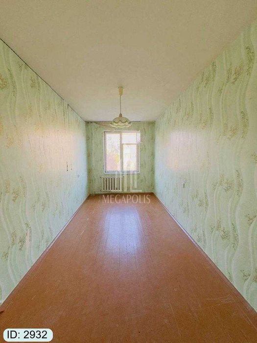 SOTILADI №2932 5-mikr choraxada 3 xonali +6 metrli balkoni uyimiz