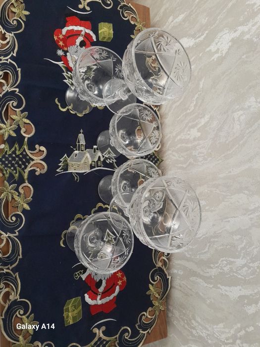 Вазочки для десерта