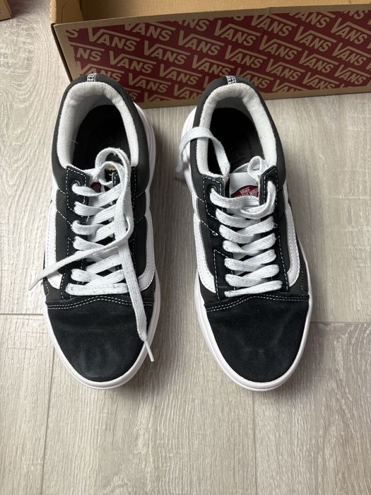 Продам обувь vans, adidas