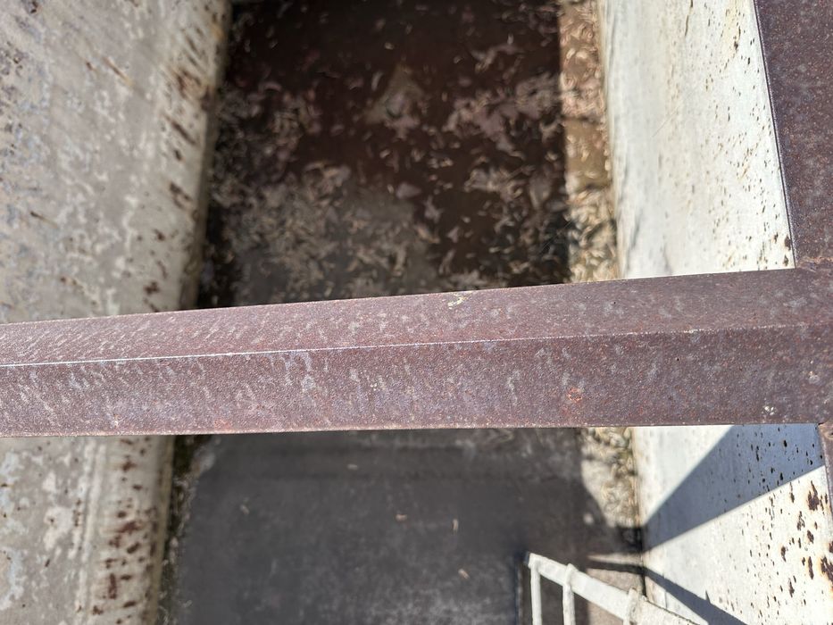 Металическая емкост