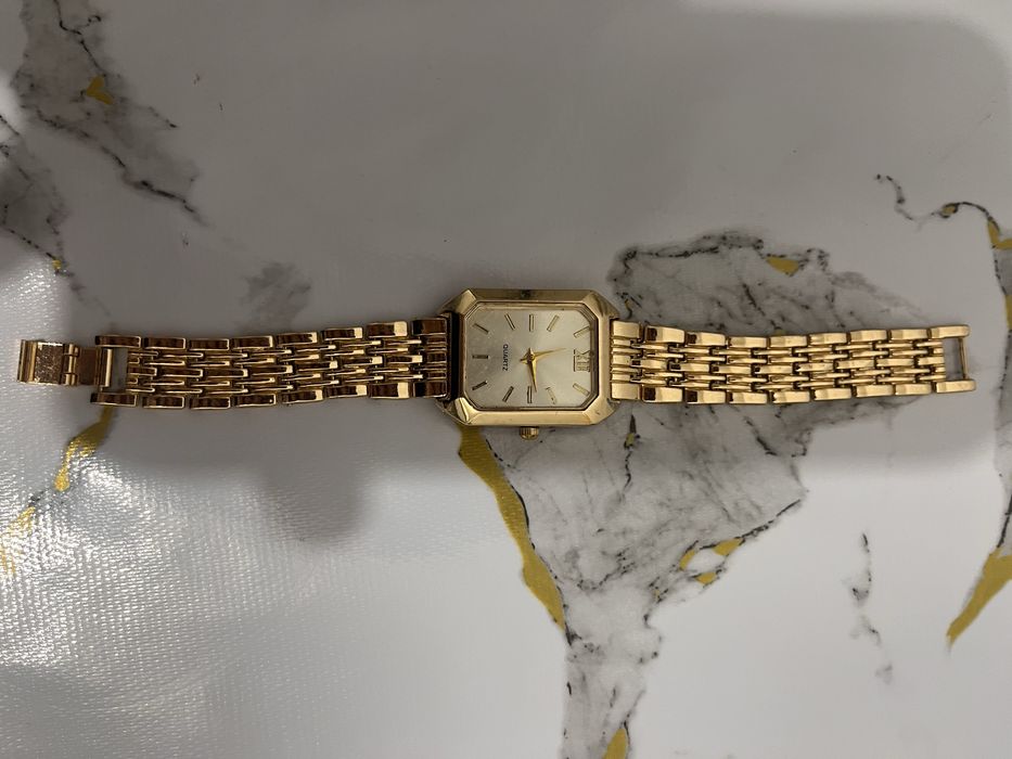 Женские наручные часы