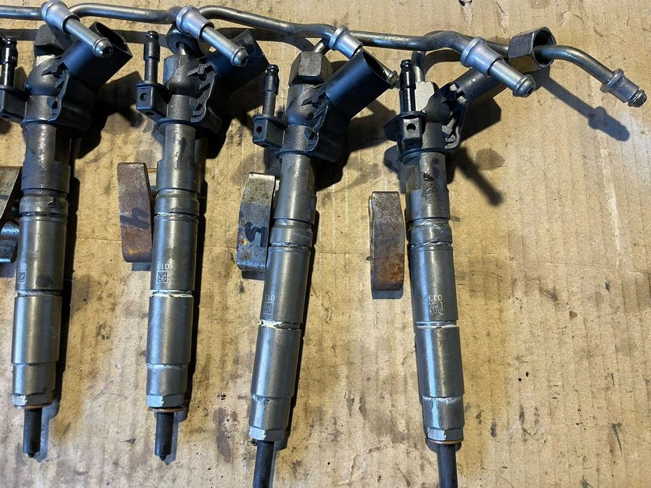 6броя Инжекторни Дюзи Mercedes E class W211 V6 4matic