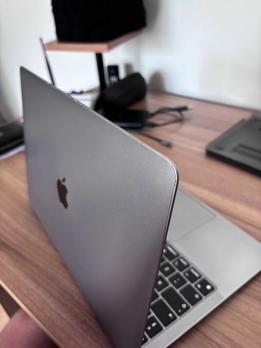 MacBook Air 2020 256GB 8GB RAM