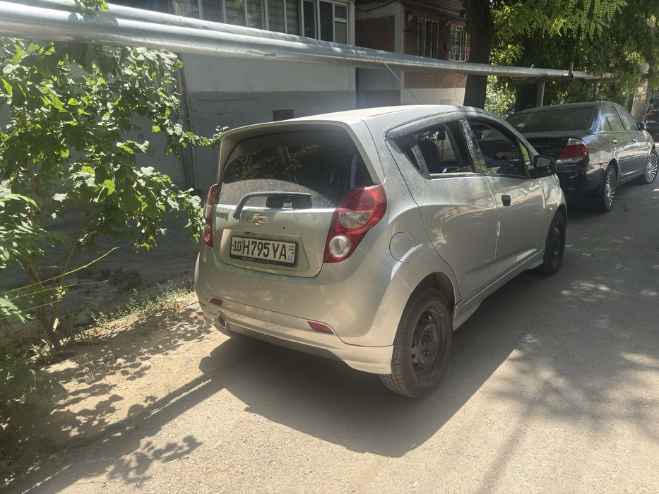 Спарк 2011 автомат