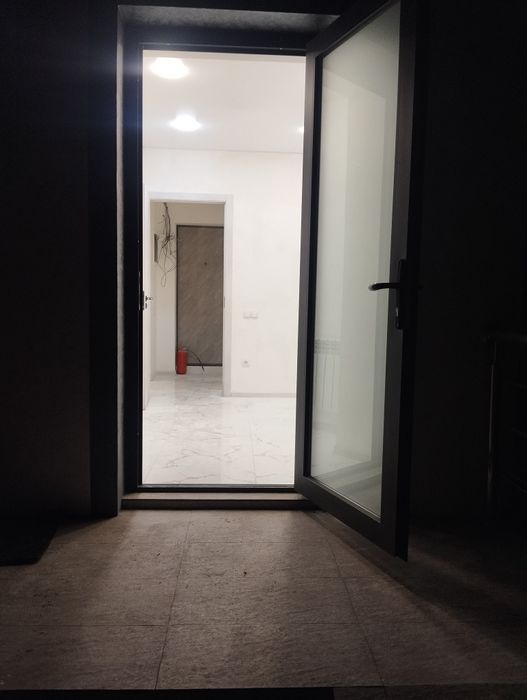 Ул. Саломатина малая кольцевая 1этаж 2комнаты 35м² в доль дороги Юр ад