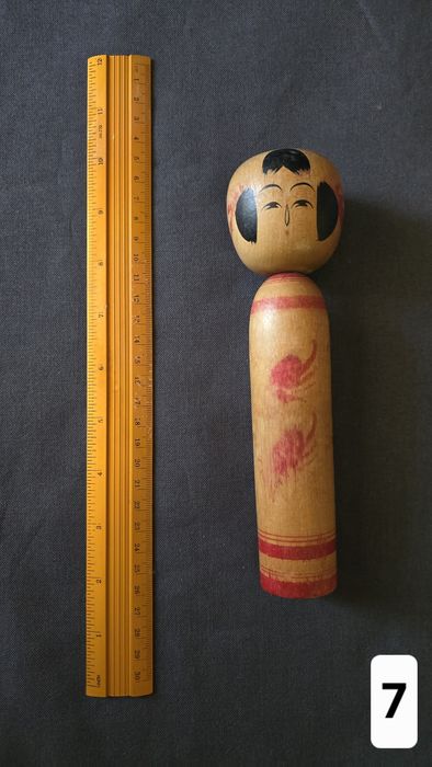 Papusi japoneze kokeshi