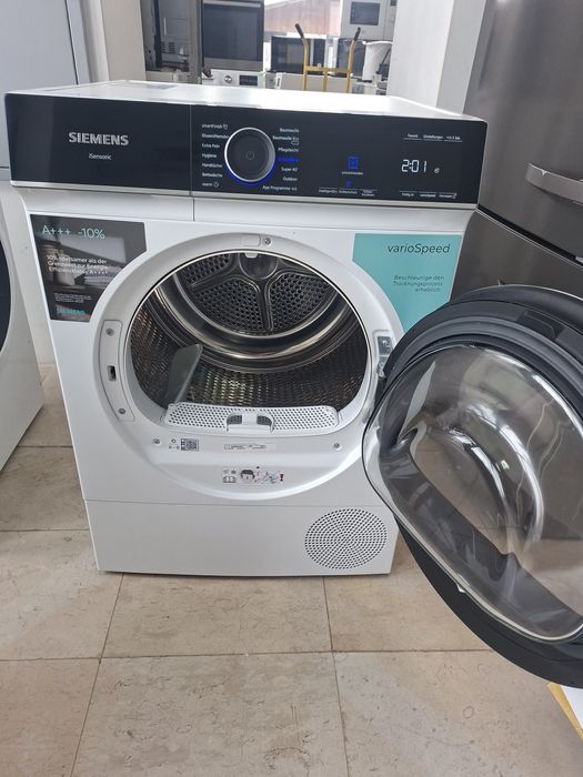 Сушилня с термопомпа Siemens IQ700